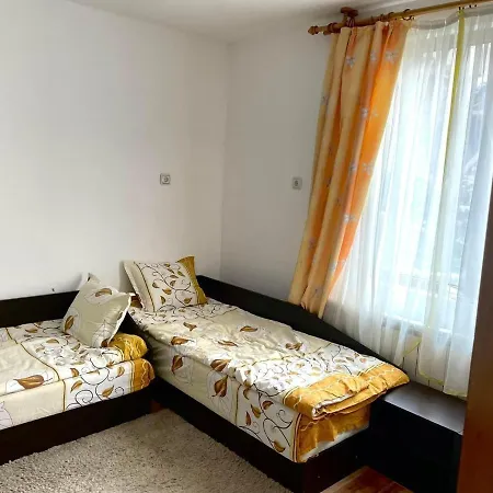 Къща За Гости “Стоянови “ Apartament *